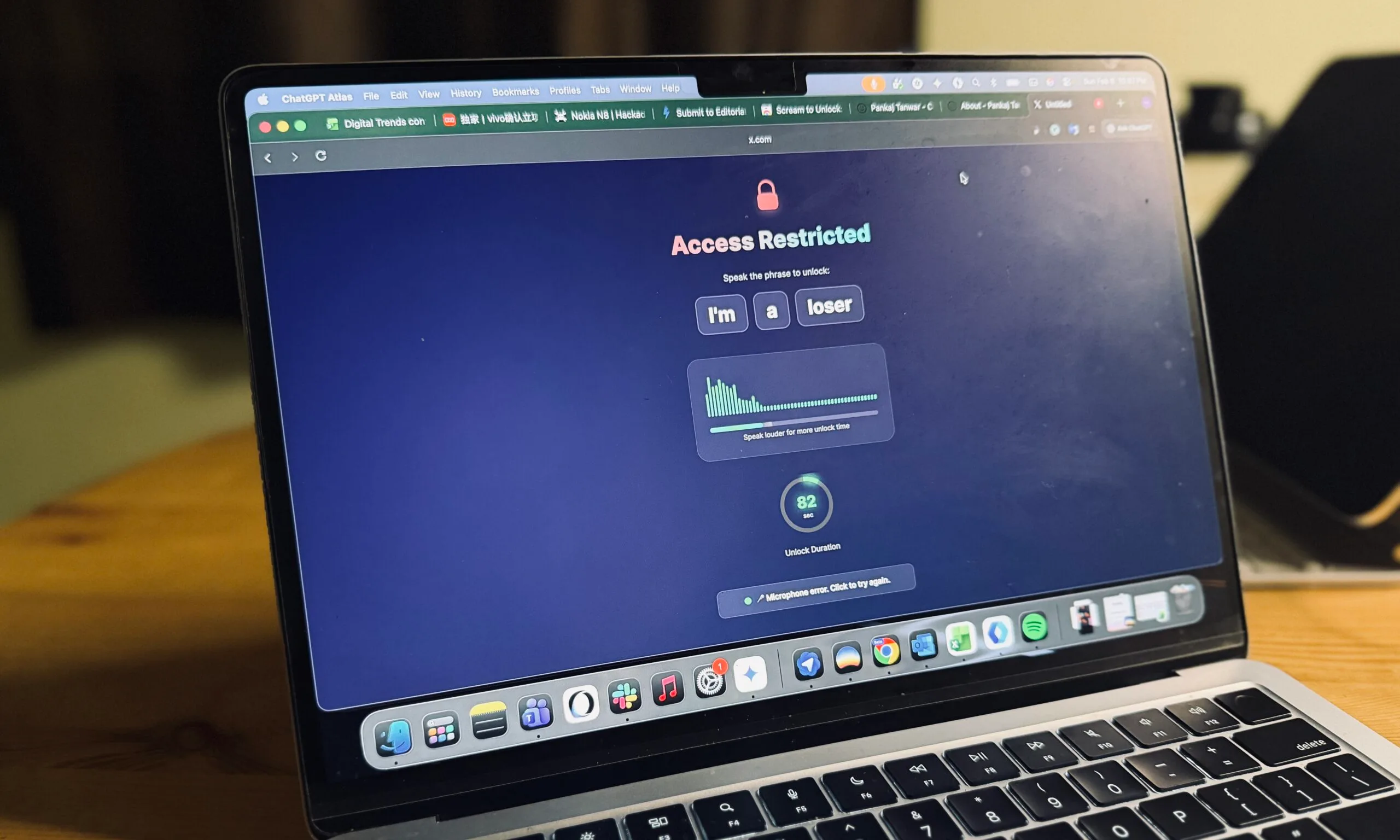 Loser Detector: The Chrome Extension Demanding You Scream 'I Am A Loser' To Access Social Media